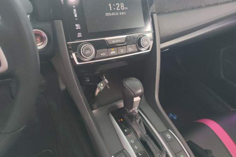 Used Honda Civic 2019 220TURBO CVT Dynamic Edition China VI Audio And AC Panel