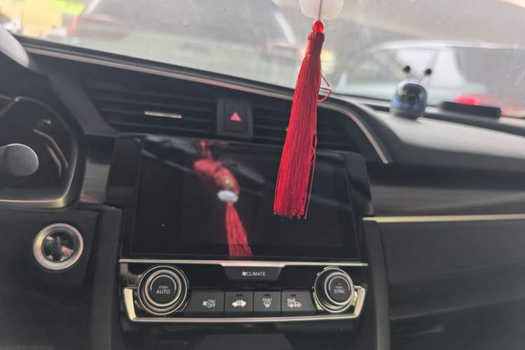Used Honda Civic 2019 220TURBO CVT Dynamic Edition China VI Audio And AC Panel