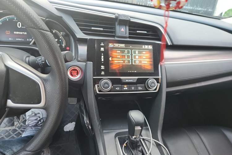 Used Honda Civic 2019 220TURBO CVT Dynamic Edition China VI Audio And AC Panel