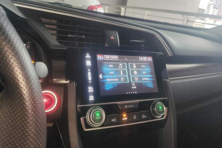 Used Honda Civic 2019 220TURBO CVT Dynamic Edition China VI Audio And AC Panel