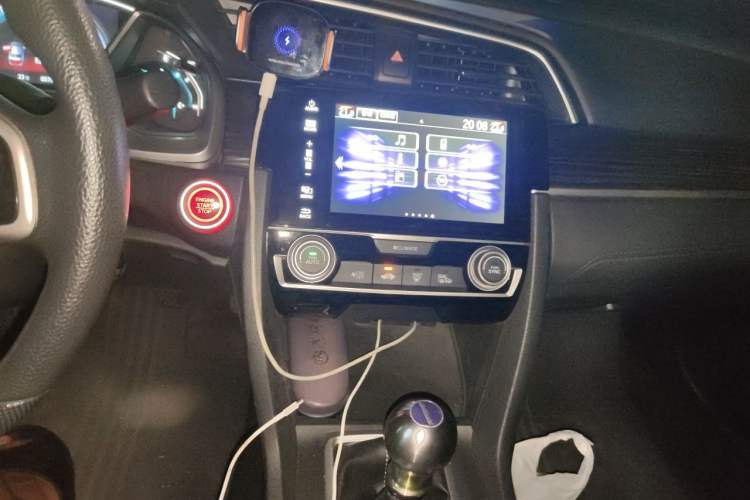 Used Honda Civic 2019 220TURBO Manual Jinkong Edition China VI Audio And AC Panel