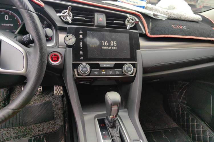 Used Honda Civic 2019 220TURBO CVT Dynamic Edition China V Emission Standard Audio And AC Panel