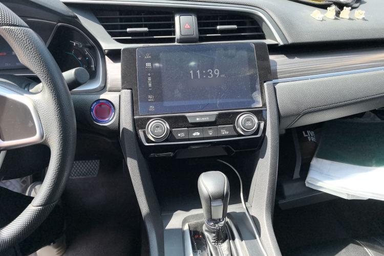 Used Honda Civic 2019 220TURBO CVT Dynamic Edition China VI Audio And AC Panel