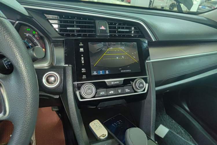 Used Honda Civic 2019 220TURBO CVT Dynamic Edition China VI Audio And AC Panel