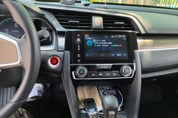 Used Honda Civic 2019 220TURBO CVT Dynamic Edition China VI Audio And AC Panel