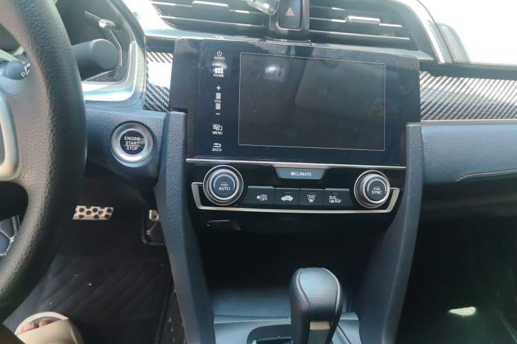 Used Honda Civic 2019 220TURBO CVT Dynamic Edition China VI Emission Standard Audio And AC Panel