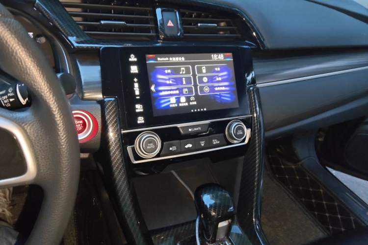 Used Honda Civic 2019 220TURBO CVT Dynamic Edition China V Audio And AC Panel