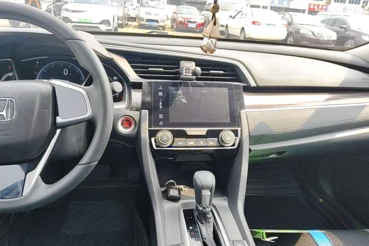 Used Honda Civic 2019 220TURBO CVT Dynamic Edition China V Audio And AC Panel
