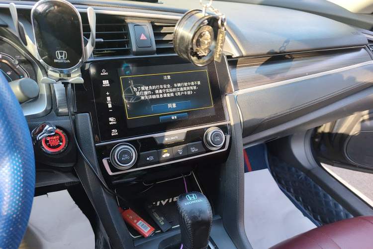 Used Honda Civic 2019 220TURBO CVT Dynamic Edition China VI Audio And AC Panel
