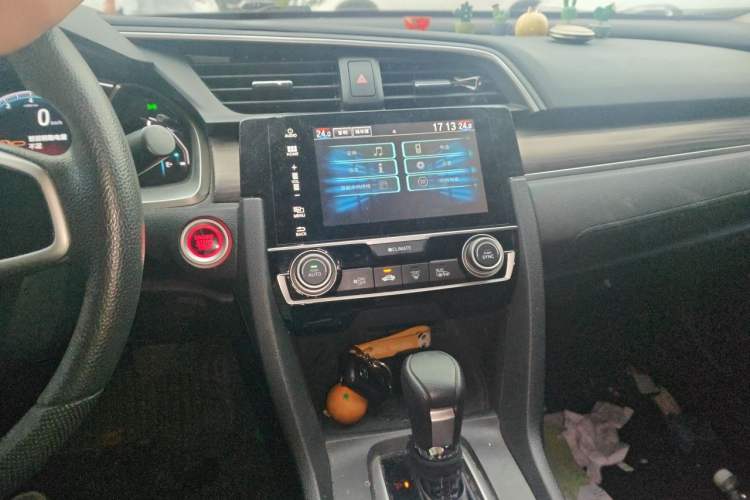 Used Honda Civic 2019 220TURBO CVT Dynamic Edition China VI Audio And AC Panel