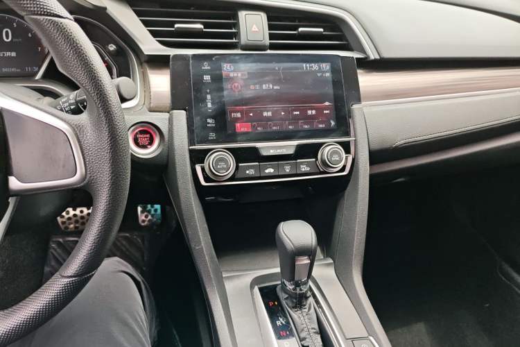 Used Honda Civic 2019 220TURBO CVT Dynamic Edition China VI Emission Standard Audio And AC Panel