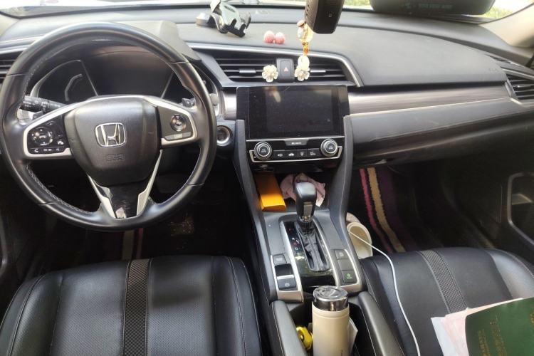 Used Honda Civic 2019 220TURBO CVT Power Edition China VI Emission Standard Center Console