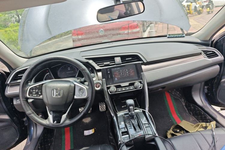 Used Honda Civic 2019 220TURBO CVT Dynamic Edition China VI Emission Standard Center Console