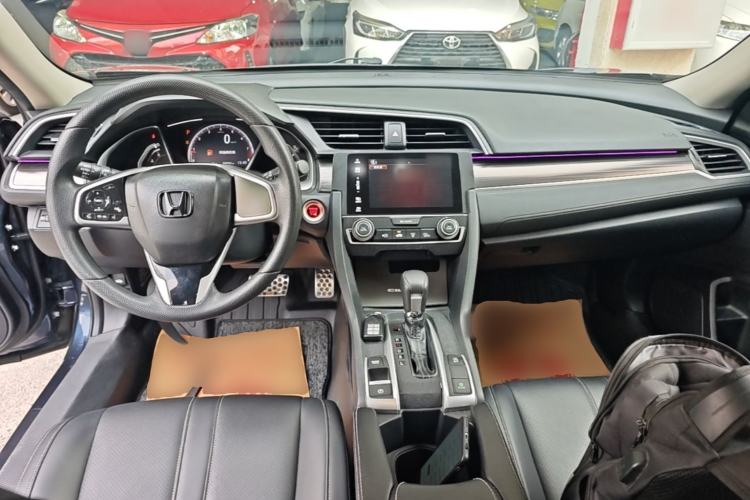 Used Honda Civic 2019 220TURBO CVT Dynamic Edition China VI Emission Standard Center Console