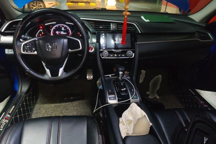 Used Honda Civic 2019 220TURBO CVT Dynamic Edition China VI Emission Standard Center Console