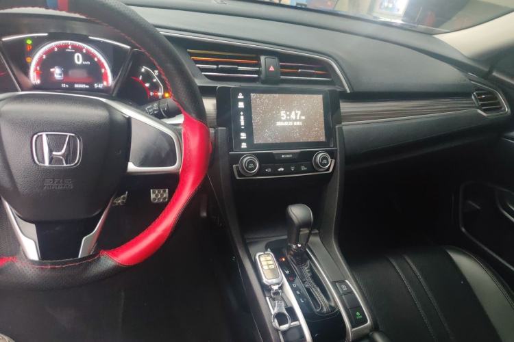 Used Honda Civic 2019 220TURBO CVT Dynamic Edition China V Emission Standard Center Console