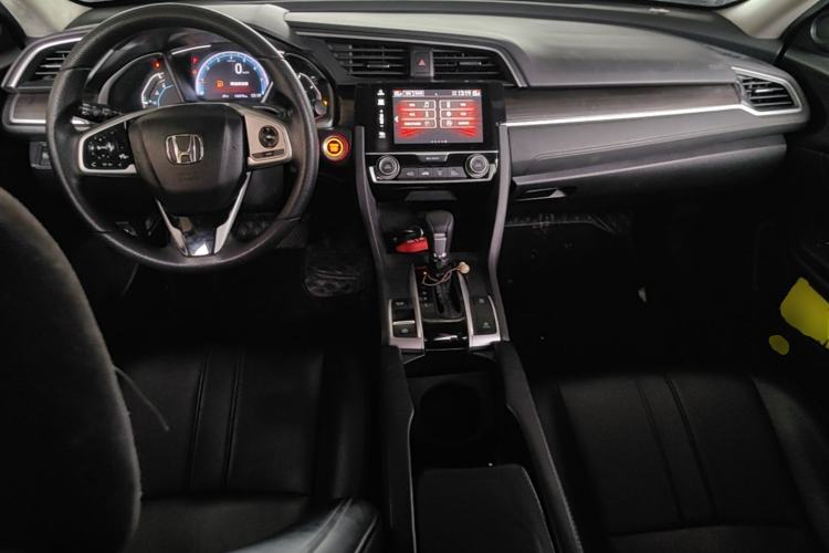 Used Honda Civic 2019 220TURBO CVT Dynamic Edition China V Center Console