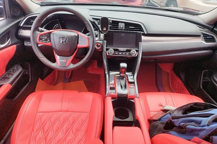 Used Honda Civic 2019 220TURBO CVT Dynamic Edition China VI Center Console