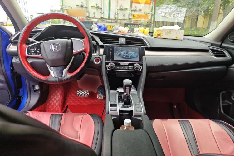 Used Honda Civic 2019 220TURBO CVT Dynamic Edition China VI Emission Standard Center Console