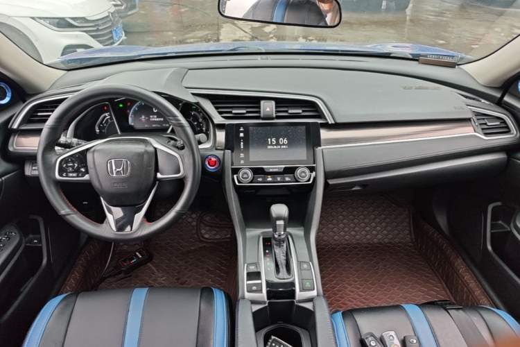 Used Honda Civic 2019 220TURBO CVT Dynamic Edition China VI Center Console