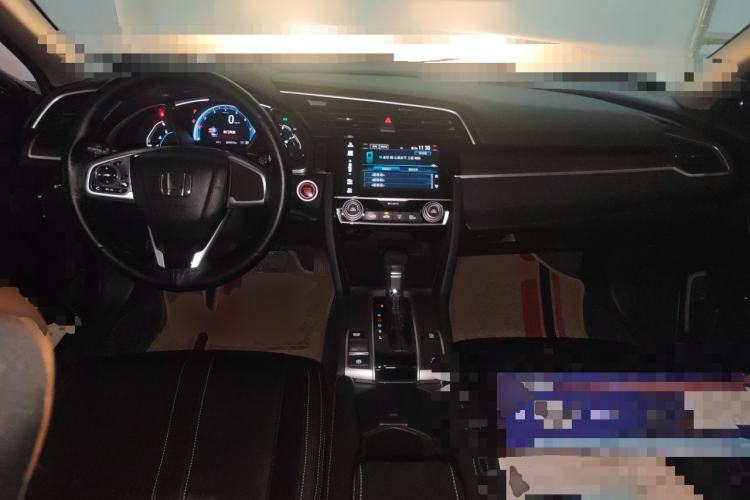 Used Honda Civic 2019 220TURBO CVT Dynamic Edition China VI Center Console
