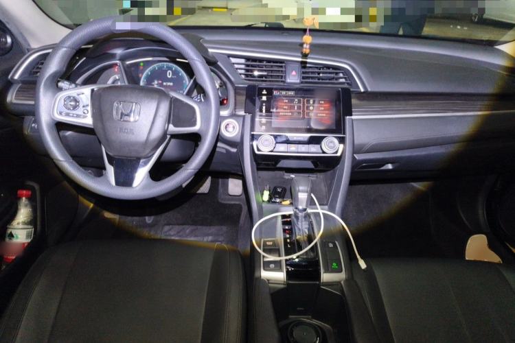Used Honda Civic 2019 220TURBO CVT Dynamic Edition China VI Center Console