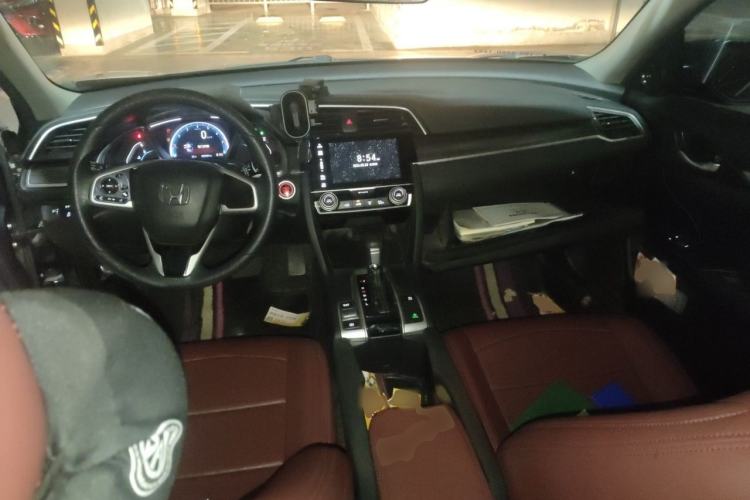 Used Honda Civic 2019 220TURBO CVT Dynamic Edition China VI Center Console