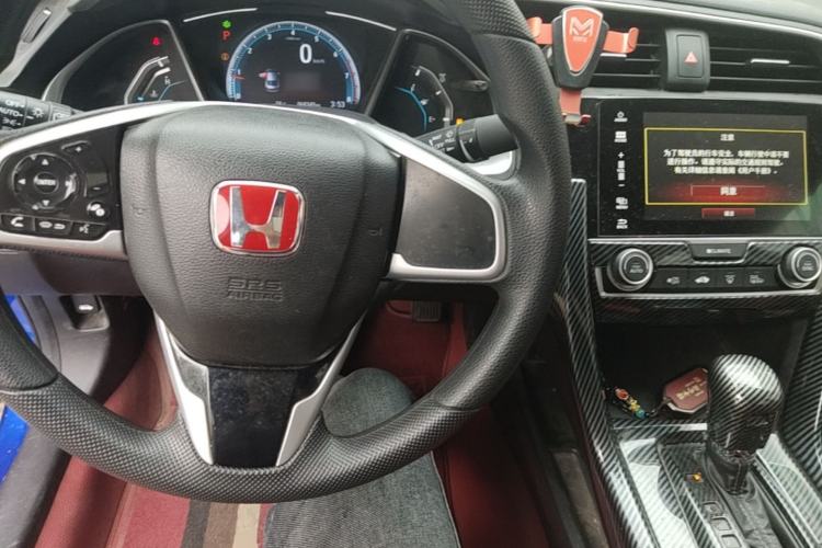 Used Honda Civic 2019 220TURBO CVT Dynamic Edition China VI Center Console