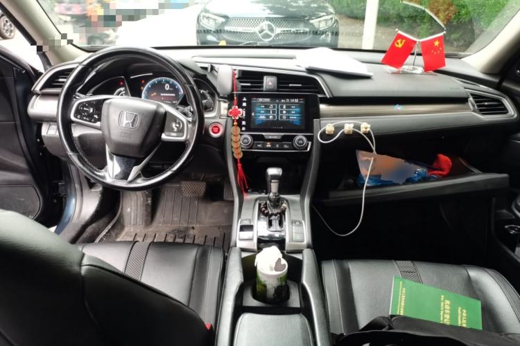Used Honda Civic 2019 220TURBO CVT Power Edition China VI Emission Standard Center Console