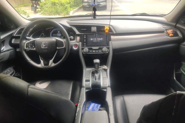 Used Honda Civic 2019 220TURBO CVT Dynamic Edition China V Center Console