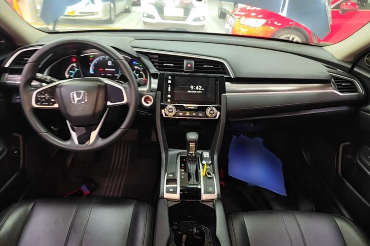 Used Honda Civic 2019 220TURBO CVT Dynamic Edition China VI Center Console