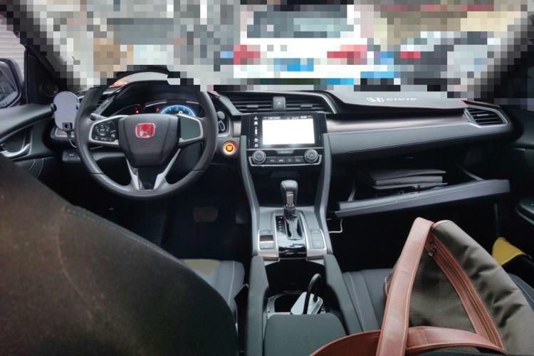 Used Honda Civic 2019 220TURBO CVT Dynamic Edition China V Center Console