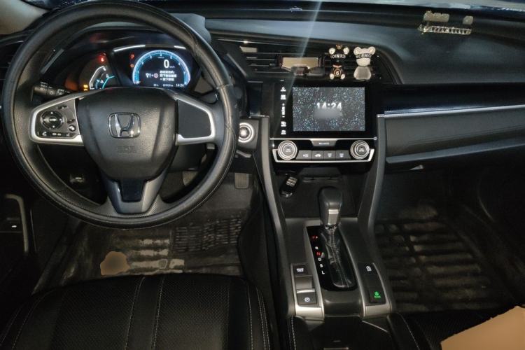 Used Honda Civic 2019 180TURBO CVT Shangdong Edition China V Center Console