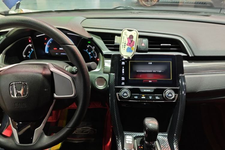 Used Honda Civic 2019 220TURBO CVT Dynamic Edition China VI Center Console