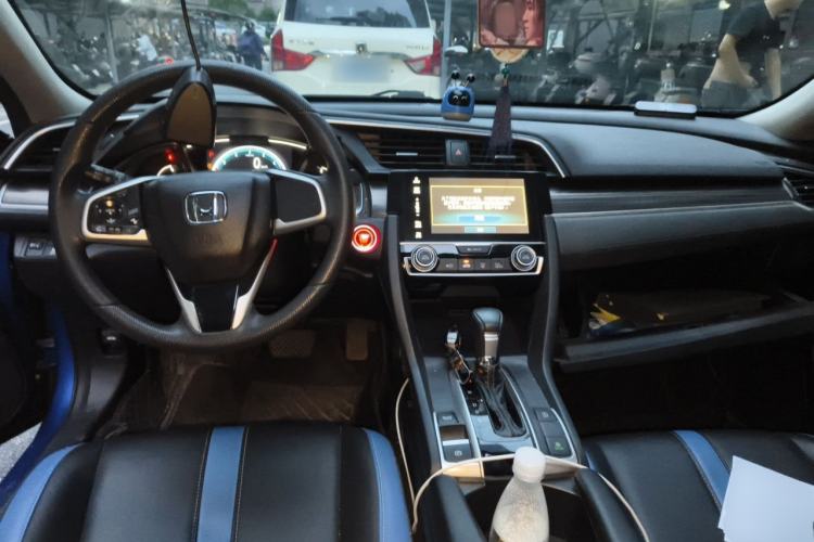 Used Honda Civic 2019 220TURBO CVT Dynamic Edition China V Center Console