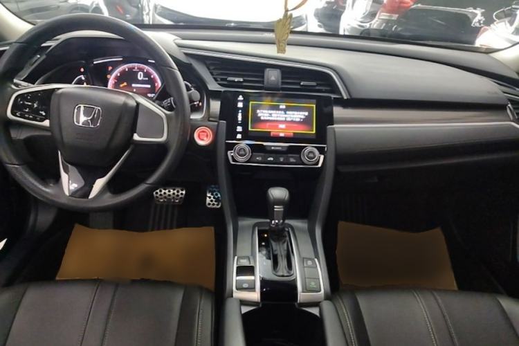 Used Honda Civic 2019 220TURBO CVT Dynamic Edition China VI Emission Standard Center Console