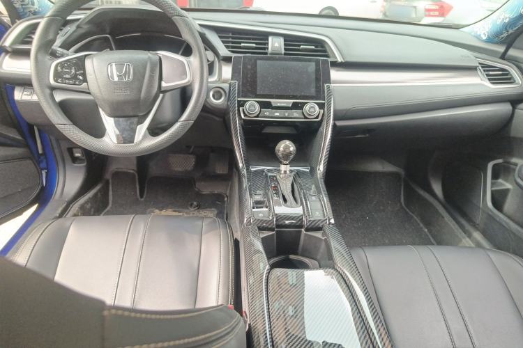 Used Honda Civic 2019 220TURBO CVT Dynamic Edition China V Center Console