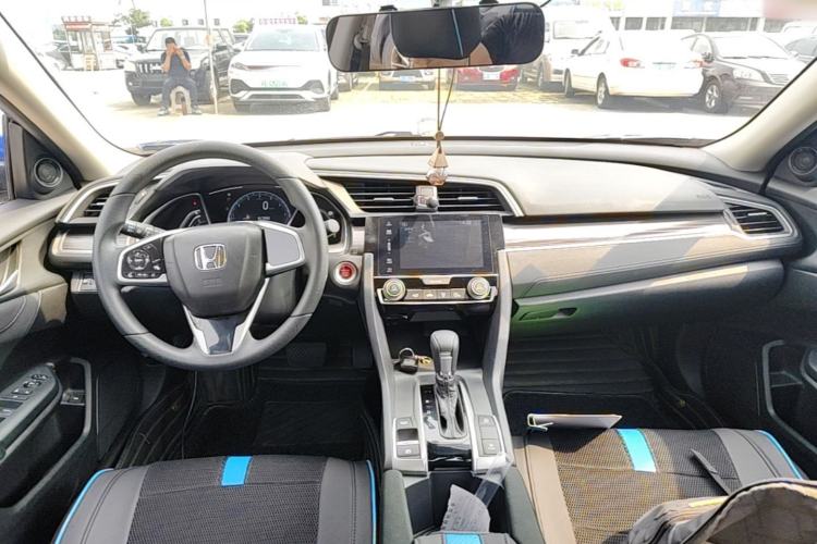 Used Honda Civic 2019 220TURBO CVT Dynamic Edition China V Center Console