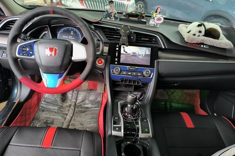 Used Honda Civic 2019 220TURBO Manual Jinkong Edition China V Emission Standard Center Console