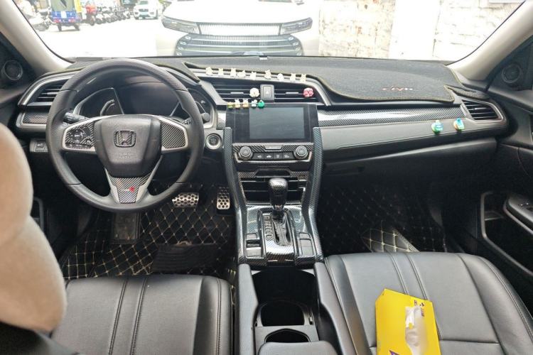 Used Honda Civic 2019 220TURBO CVT Dynamic Edition China VI Emission Standard Center Console