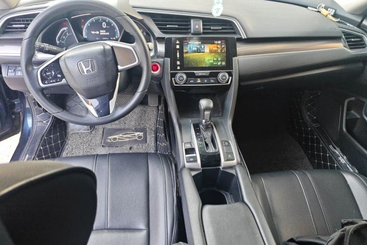Used Honda Civic 2019 220TURBO CVT Dynamic Edition China VI Center Console