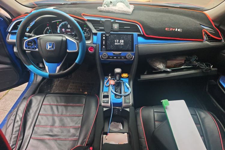 Used Honda Civic 2019 220TURBO CVT Dynamic Edition China VI Center Console