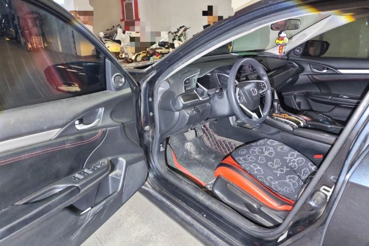 Used Honda Civic 2019 220TURBO CVT Dynamic Edition China VI Driver Seat