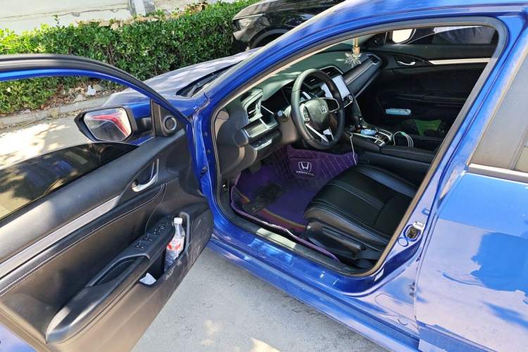 Used Honda Civic 2019 220TURBO CVT Dynamic Edition China VI Driver Seat