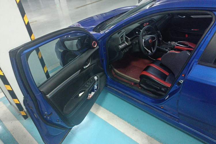Used Honda Civic 2019 220TURBO CVT Dynamic Edition China VI Driver Seat