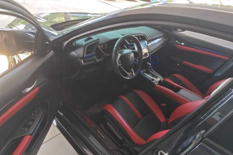 Used Honda Civic 2019 220TURBO CVT Dynamic Edition China VI Emission Standard Driver Seat