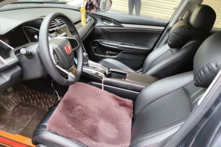 Used Honda Civic 2019 220TURBO CVT Dynamic Edition China VI Driver Seat