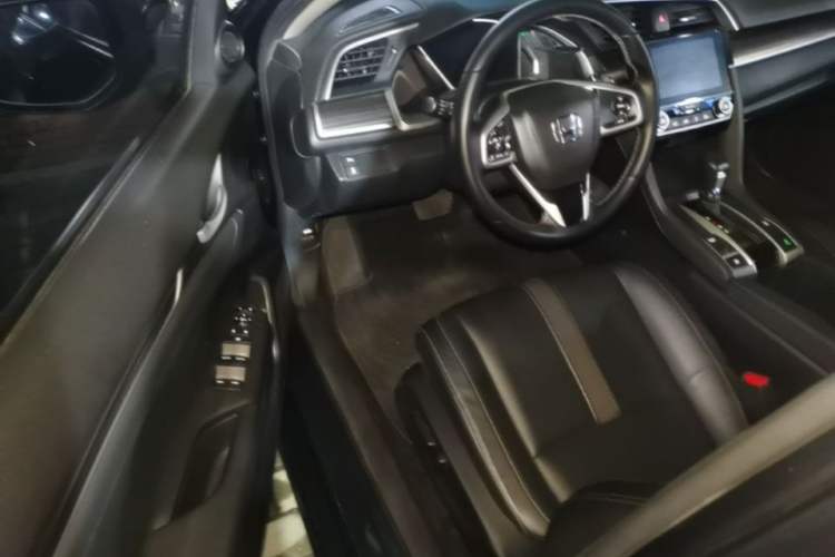 Used Honda Civic 2019 220TURBO CVT Power Edition China VI Emission Standard Driver Seat