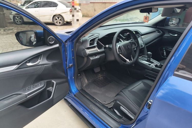 Used Honda Civic 2019 220TURBO CVT Dynamic Edition China VI Driver Seat
