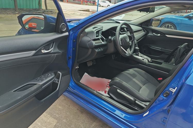Used Honda Civic 2019 220TURBO CVT Dynamic Edition China VI Driver Seat